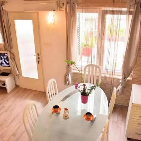 With Wifi - 24525 * Split